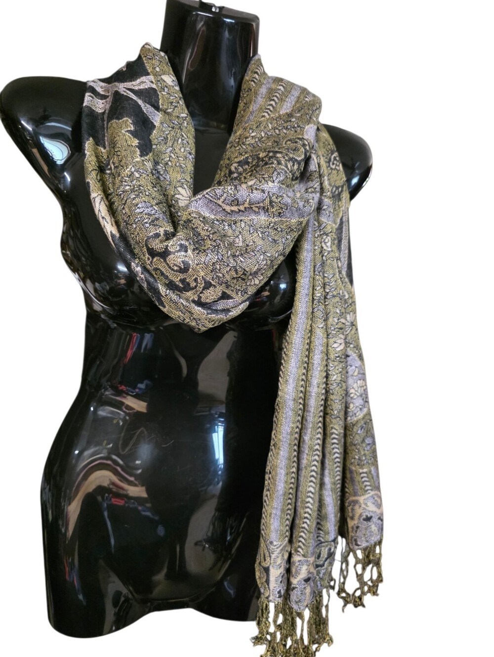 Pashmina & Silk Elegant Gold and Black Scarf - Picture 10 of 10